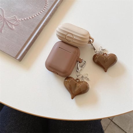 CUTECASEシリコン Airpods 4ケース ハートキーホルダー Airpods3/Pro2ケース airpodsproカバー 充電口カバー付 頑丈 CM4993