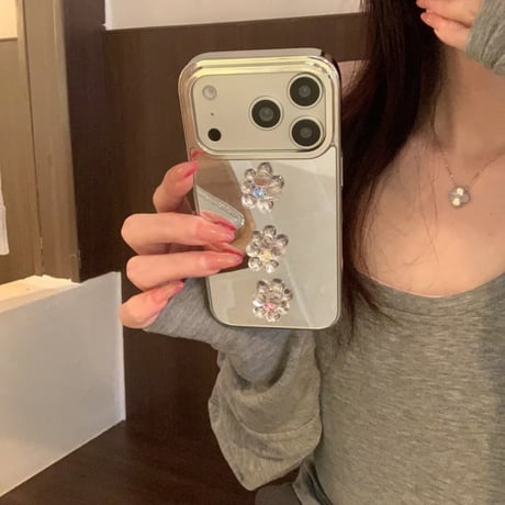 CUTECASE ダイヤデコミラー iPhone17Pro/17ケース 花/いちご ハンドメイド iPhone16Pro/15/14ケース 存在感ある 頑丈 人気品CM6178