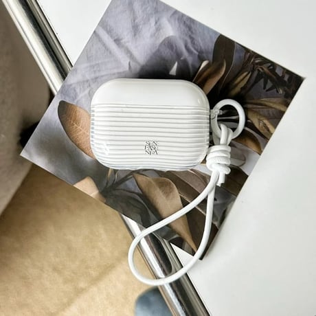 CUTECASE ホワイト横縞 Airpods Pro3ケース ストラップ付 Airpods 4/3カバー AirpodsPro2/1 シンプル風 おしゃれ CM6287