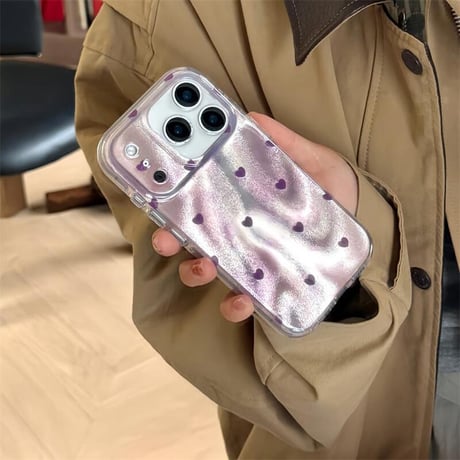 CUTECASE ラベンダーに合う iPhone17/17Proケース ハート柄 iPhone17ProMax/16/15proケース ぼかし染め 毛玉ストラップ 光沢感 女子力アップ CM5720