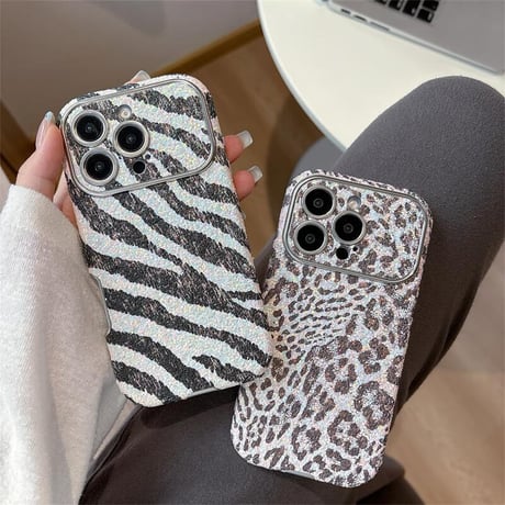 CUTECASE アニマル柄 iPhone17Pro/17ケース ヒョウ柄/ゼブラ柄 iPhone16Promax/15proカバー キラキララメ 秋冬コーデにおすすめ CM5649