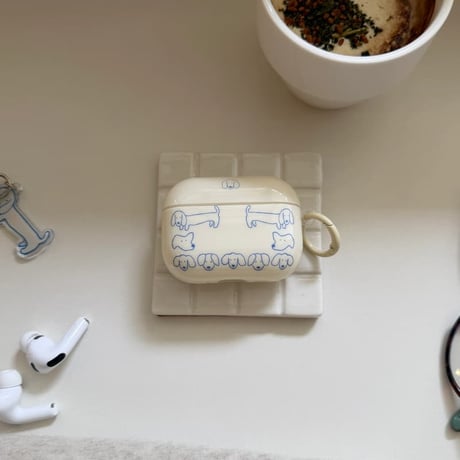 CUTECASE ワンちゃん Airpods Pro3ケース 犬キーホルダー Airpods4/3カバー pro2/pro1 ベージュ 頑丈 大人可愛いCM6105