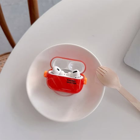 CUTECASE サーモン Airpods Pro3ケース 寿司キーホルダー Airpods 4/3カバー AirpodsPro2/1 スタンド機能付 美味しいそう ギフトにおすすめ CM6080