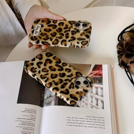 CUTECASEヒョウ柄 iPhone16/16Proケース パイル 秋冬人気 iPhone15Pro/14/13カバー シック トレンド 女子力高いCM4760