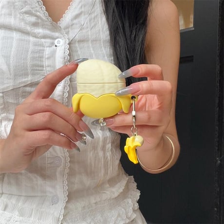 CUTECASEバナナ Airpods4ケース ギフトにおすすめ airpods3/2カバー AirpodsPro2ケース キーチェーン付き かわいい果物デザインCM5423