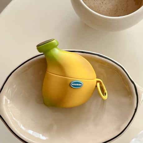 CUTECASE バナナ AirpodsPro3ケース 美味しそう Airpods4/3カバー AirpodsPro第2/1世代 カラビナ付き ギフトにおすすめCM6357