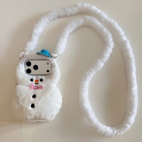 CUTECASE ファー雪だるま iPhone17Pro/17ケース フワフワ 柔らかい iPhone17ProMax/16/15Pro/14ケース 肩掛けストラップ付 ギフトにおすすめCM5955