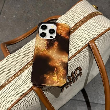 CUTECASE 琥珀色 iPhone16/16Proケース シックストラップ iPhone15Pro/14/13/12proケース 秋冬に流行るM4758