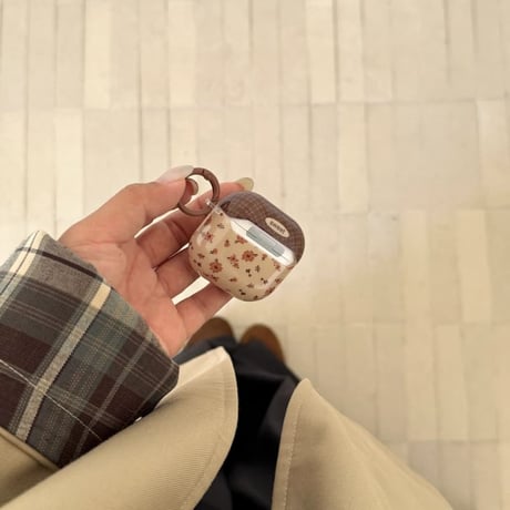 CUTECASE 韓国風 AirpodsPro3ケース 花柄 エアポッズ4/3 AirpodsPro2/Proカバー リング/花キーホルダー ギフトにおすすめ CM5886