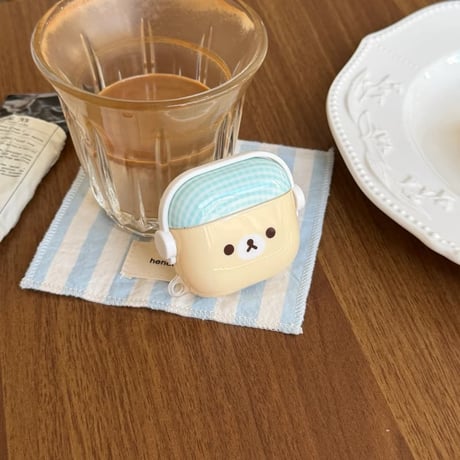 CUTECASE クマさん Airpods Pro3ケース スタンド機能付 Airpods4/3カバー pro2/pro1 可愛すぎ 便利 ペアお揃いコーデにおすすめCM6089