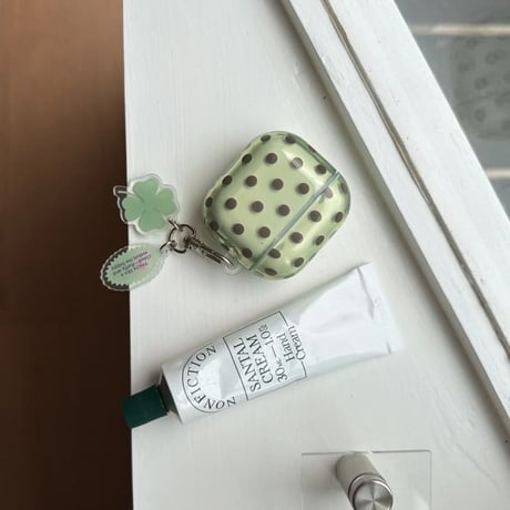 CUTECASE グリーン 水玉模様 Airpods Pro3ケース クローバーキーホルダー Airpods 4/3カバーケース AirpodsPro2/1 オシャレ CM6323