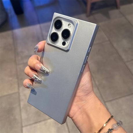 CUTECASEスクエア iPhone16promax/16ケース シルバー iPhone15plus/14pro/13カバー シンプル風 クール オシャレCM5479