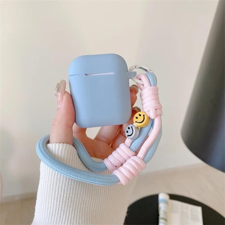 CUTECASEシリコン Airpods 4ケース 充電口カバー付 Airpods3/Pro2ケース airpodsproカバー にこちゃんストラップ付 丈夫 CM5134