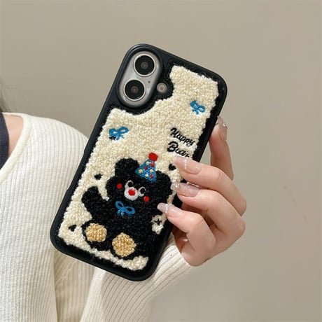 CUTECASE刺繡 熊ちゃん iPhone16/16Proケース 毛織物 iPhone15Pro/14Promax/13カバー 耐衝撃 頑丈 秋冬に流行る CM4815