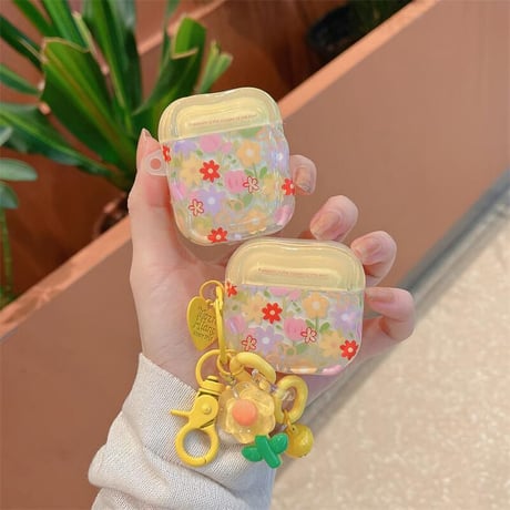 CUTECASEきれい花柄 Airpods4ケース 花キーホルダー付 AirpodsPro2ケース airpods3/2ケース 可愛い ギフトにおすすめCM5598