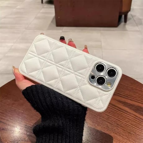 CUTECASEレザー菱形キルティング iPhone16/16Proケース ストラップ付 カメラ保護 iPhone15pro/14Proカバー エレガント 耐衝撃加工CM5004