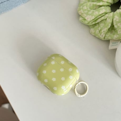 CUTECASE 抹茶色 AirpodsPro3ケース 白花 エアポッズ4/3 AirpodsPro2/Proカバー キーホルダー/リング ギフトにおすすめ CM5756