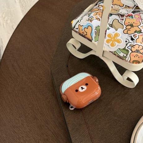 CUTECASE クマさん Airpods Pro3ケース スタンド機能付 Airpods4/3カバー pro2/pro1 可愛すぎ 便利 ペアお揃いコーデにおすすめCM6089