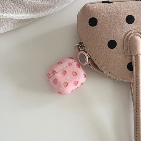 CUTECASEイチゴ柄 AirpodsPro3ケース 甘めコーデ Airpods4/3カバー AirpodsPro第2/1世代 ピンク ギフトにおすすめCM6515