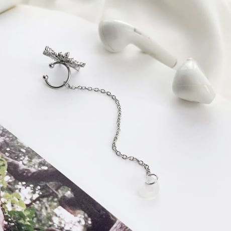 CUTECASE オシャレ AirPods用イヤークリップ 落下紛失防止 ダイヤ/宝石/パール イヤホンストラップ ホルダー キラキラ 人気 2点セットCM6105