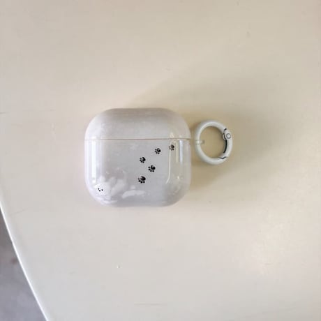 CUTECASE 雪で遊ぶ猫と犬 AirpodsPro3ケース お揃い Airpods4/pro2カバー リング付 可愛い ギフトにおすすめCM5858