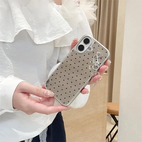 CUTECASEハート柄 ミラーiPhone16pro/16ケース ハートチャーム iphone15pro/14/13proカバー 大人可愛い シルバーCM5172