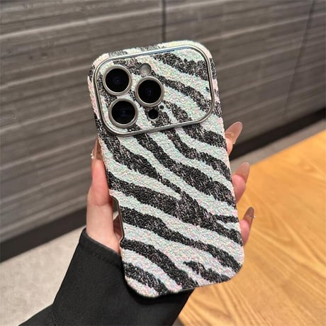 CUTECASE アニマル柄 iPhone17Pro/17ケース ヒョウ柄/ゼブラ柄 iPhone16Promax/15proカバー キラキララメ 秋冬コーデにおすすめ CM5649