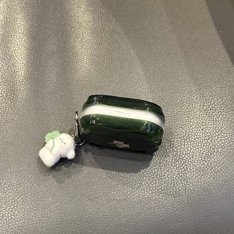 CUTECASE 遊ぶ犬ちゃん AirpodsPro3ケース グリーン Airpods4/3カバー pro2/pro1 可愛い リング/キーホルダー付 うねうね 落下防止CM5984