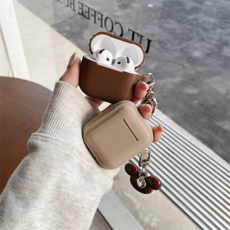 CUTECASEベージュ/ブラウン Airpods4ケース 可愛いホルダー付 Airpodspro2カバー Airpods3/2 充電口カバー付 指紋防止 シリコン CM5283