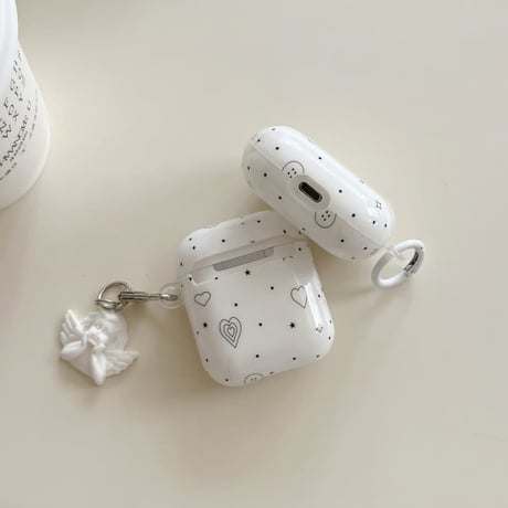 CUTECASE ハート柄 AirpodsPro3ケース ホワイト 天使キーホルダー エアポッズ4/3 AirpodsPro2/Proカバー ギフトにおすすめ CM5901
