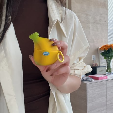 CUTECASE バナナ AirpodsPro3ケース 美味しそう Airpods4/3カバー AirpodsPro第2/1世代 カラビナ付き ギフトにおすすめCM6357