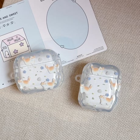 CUTECASE 猫ちゃん花柄 Airpods Pro3ケース 刺繍花のストラップ Airpods 4/3カバーケース AirpodsPro2/1 可愛い ギフトに合う CM6185
