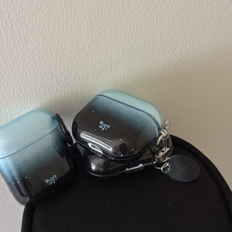 CUTECASE グラデーションブルー Airpods Pro3ケース 光沢感 Airpods4/3カバー pro2/pro1 リング/キーホルダー オシャレCM6206