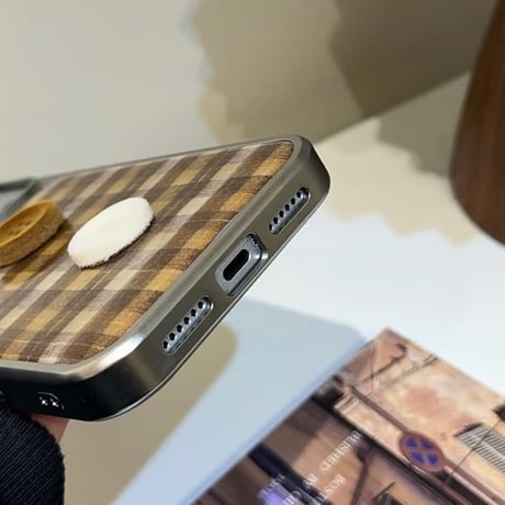 CUTECASEボタン iPhone17Pro/17ケース チェック柄 iPhoneProMax/16Proケース ハンドメイド 秋冬ファッション おしゃれ 耐衝撃CM5748