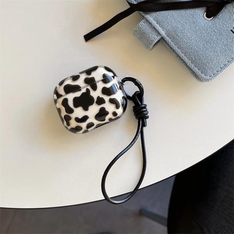 CUTECASE アニマル柄 Airpods４ケース 牛柄 ストラップ付 Airpods3/Pro2ケース 可愛い 丈夫CM5674