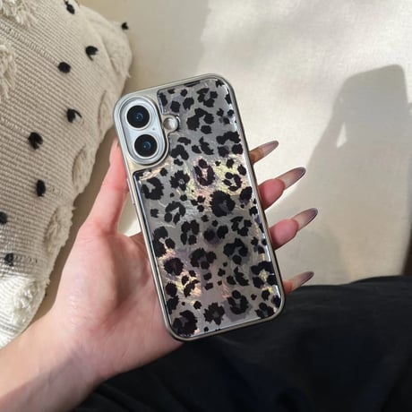 CUTECASE アニマル柄 iPhone17Promaxケースヒョウ柄 iPhone17Pro/16/15Proカバー オシャレ 艶感 耐衝撃 CM5866