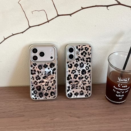 CUTECASE アニマル柄 iPhone17Promaxケースヒョウ柄 iPhone17Pro/16/15Proカバー オシャレ 艶感 耐衝撃 CM5866