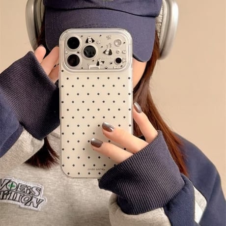 CUTECASE 犬ちゃんカメラカバー iPhone17Pro/17ケース 水玉模様 iPhone17ProMax/16Pro/15カバー 可愛すぎ 使いやすい CM6013
