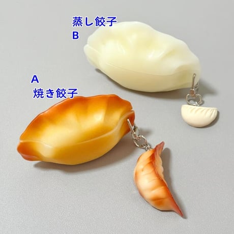 CUTECASE餃子 Airpods 4ケース キーホルダー付 AirpodsPro2ケース 焼き餃子/蒸し餃子 airpods3カバー 美味しそう ギフトにおすすめ CM5610