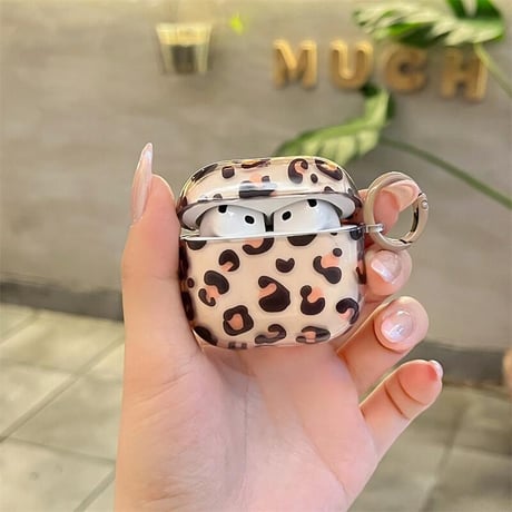 CUTECASEアニマル柄 Airpods4ケース ヒョウ柄 Airpodspro2カバー Airpods3/2 キーチェーン付 可愛すぎ CM5592