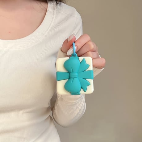 CUTECASE リボンギフトボックス AirPodsPro3ケース 可愛い Airpods4/3ケース AirpodsPro2/Pro1カバー ギフトにおすすめ CM5909