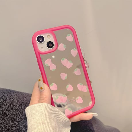 CUTECASE イチゴ ミラーiPhone15/15proケース ストラップ付 iPhone14/13pro/12ケース レンズフイルム付 丈夫CM4060