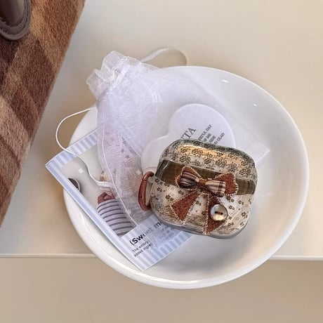CUTECASE 刺繍リボンデコ Airpods Pro3ケース 花柄 Airpods4/3ケース AirpodsPro2/Pro1カバー 韓国風 可愛すぎ CM5852