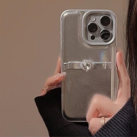CUTECASEハートダイヤ iPhone15/15proケース 高級感 リボンストラップ iPhone14pro/13/12proケース シルバー 高級感CM4051