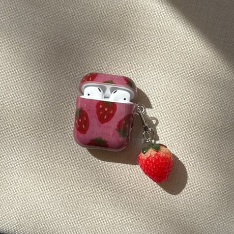 CUTECASE ストーベリー AirPodsPro3ケース イチゴ柄 キーホルダー Airpods4/3ケース AirpodsPro2カバー 美味しそう ギフトにおすすめ CM5936