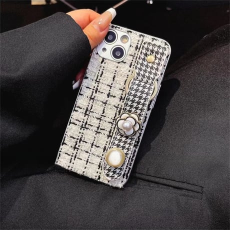 CUTECASEファッションクラシックなデザイン千鳥格子カメリアリストバンドiPhone15Promax電話ケースC5066