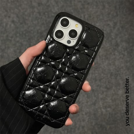 CUTECASEエナメルレザー iPhone15pro/15ケース キルティング iPhone14promax/13pro/ケース 上品 高級感 シンプル風 CM4388