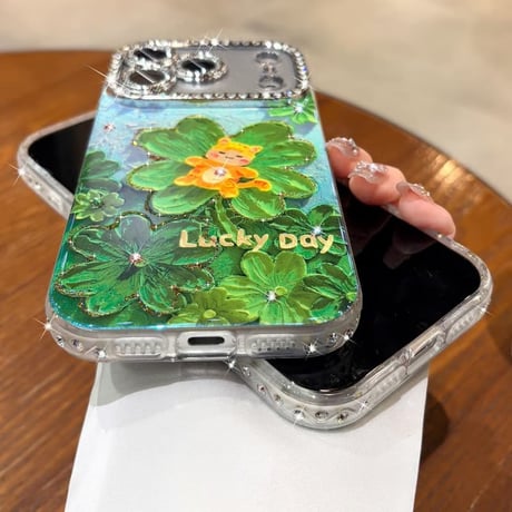CUTECASE 猫ちゃん iPhone17Pro/17ケース ジュエリーライン カメラカバー iPhone17ProMax/16Pro/15カバー 葉柄 オシャレ きれい CM5944