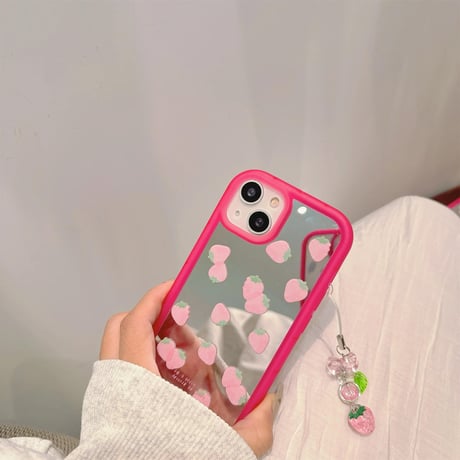 CUTECASE イチゴ ミラーiPhone15/15proケース ストラップ付 iPhone14/13pro/12ケース レンズフイルム付 丈夫CM4060