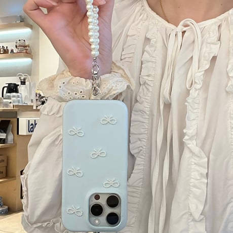 CUTECASE 流行の要素皮質ジュエリーリボン iPhone16/15proケース ホワイト iPhone14/13proケース かわいい 女子力アップ 高級感ストラップC6028